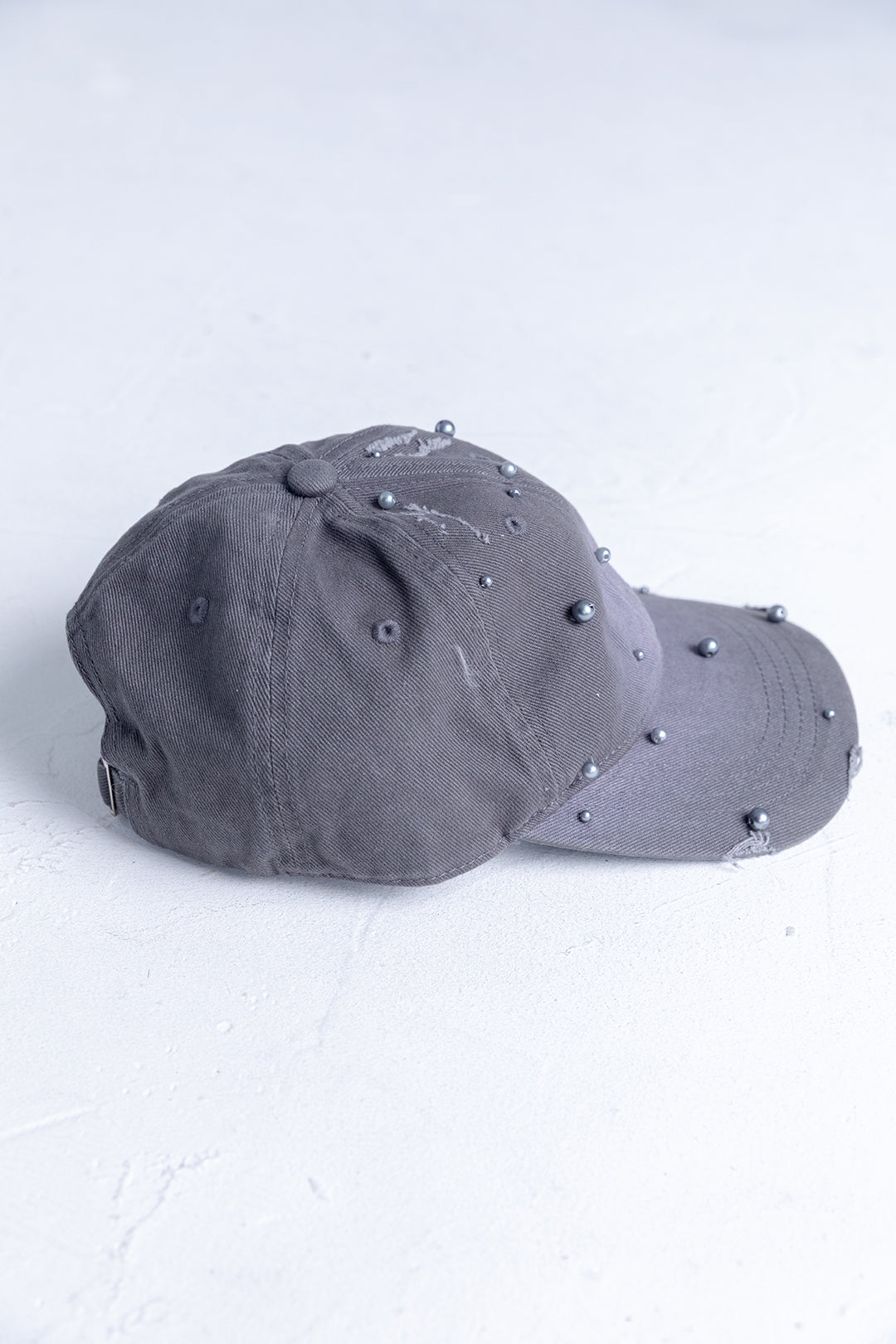 Pearl Distressed Cap
